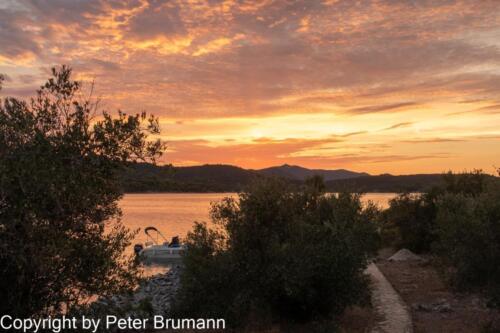 26  391RX100M33alt-01474